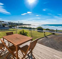 MAVI BEACH HOUSE - beachfront wifi views - Accommodation Brunswick Heads