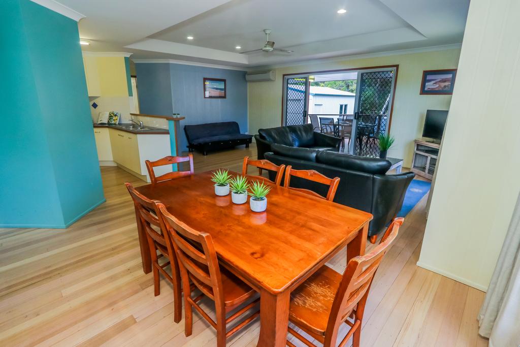 Mount Tom QLD Accommodation Brunswick Heads