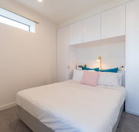 Melbourne CBD 1 Bedroom SkylineLa Trobe Tower - Accommodation Brunswick Heads