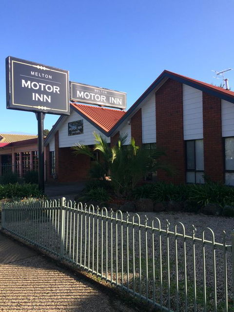 Melton Motor Inn And Apartments - Accommodation Brunswick Heads 3
