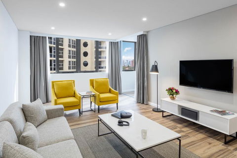 Meriton Suites Bondi Junction - Accommodation Brunswick Heads 2