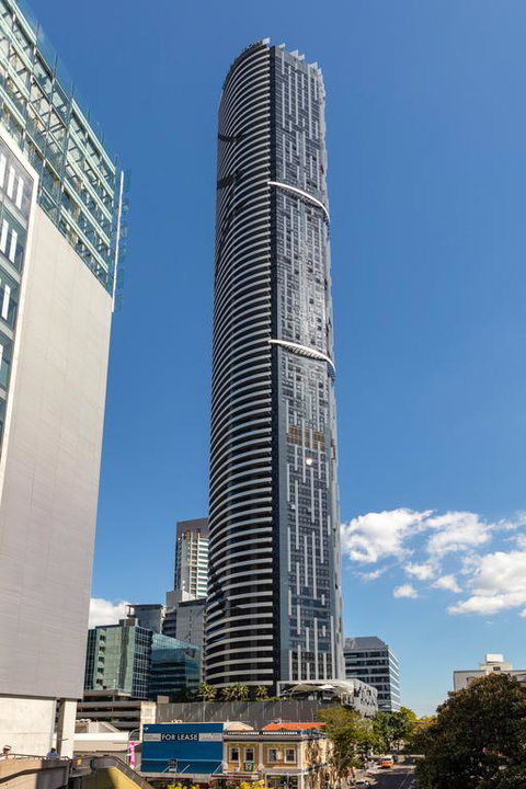 Meriton Suites Herschel Street - Accommodation Brunswick Heads 3