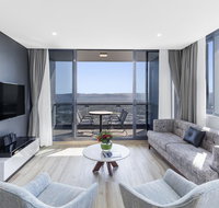 Meriton Suites Southport - Accommodation Brunswick Heads
