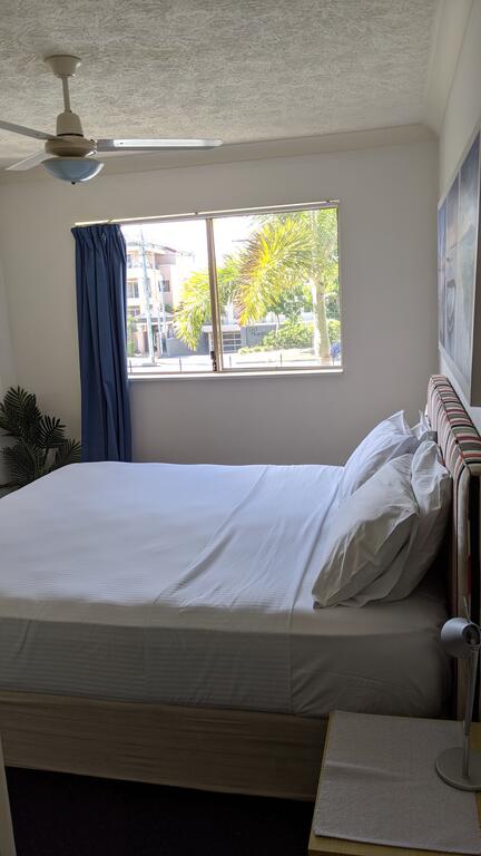 Mermaid Beach Apartment - Accommodation Brunswick Heads 1