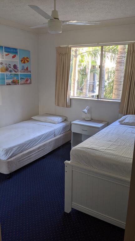 Mermaid Beach Apartment - Accommodation Brunswick Heads 3