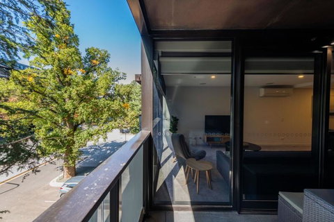 Midnight Apartments Accommodate Canberra - Accommodation Brunswick Heads 1