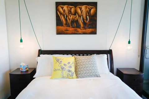 Modern 2 Bedroom Apartment With City Views - Accommodation Brunswick Heads 3