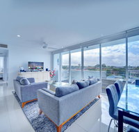 Modern Contemporary Southport Apartment - Accommodation Brunswick Heads
