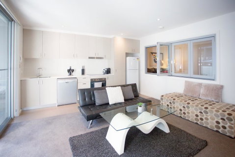 Modern Executive Apartment @ Braddon, 1BR, Wine, Wifi, Secure Parking, Canberra - Accommodation Brunswick Heads 0
