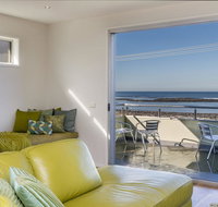 Moyan - Standing tall at the edge of the Indian Ocean - Accommodation Brunswick Heads