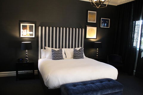 Mrs Banks Hotel - Accommodation Brunswick Heads 0