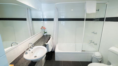 Dowler Apartments Subiaco - Accommodation Brunswick Heads 13