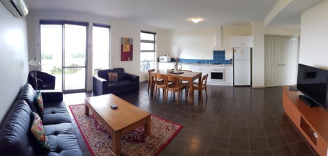 Cosy Corner Sea View Apartments - Accommodation Brunswick Heads 4