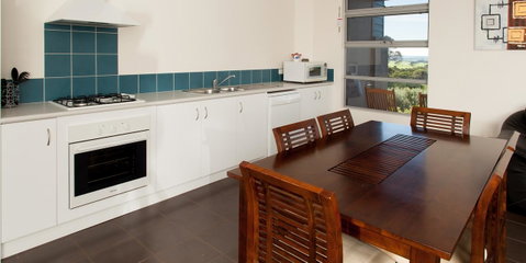 Cosy Corner Sea View Apartments - Accommodation Brunswick Heads 12