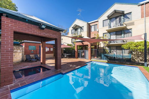 Subiaco Village 30 - Accommodation Brunswick Heads 25