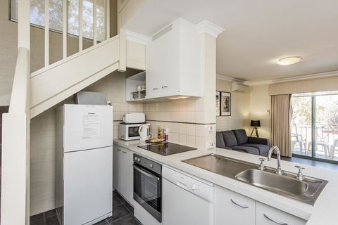 Subiaco Village 30 - Accommodation Brunswick Heads 11