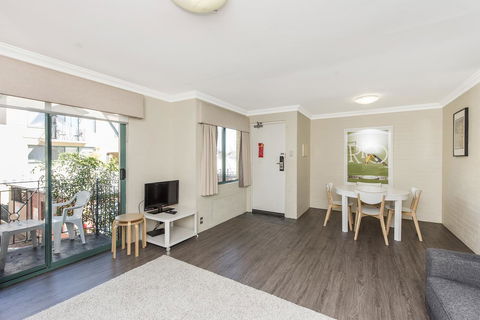Subiaco Village 30 - Accommodation Brunswick Heads 8
