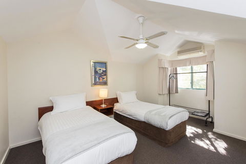 Subiaco Village 30 - Accommodation Brunswick Heads 24