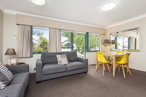 Subiaco Village 20 - Accommodation Brunswick Heads 2