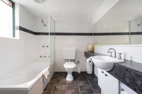Subiaco Village 20 - Accommodation Brunswick Heads 15