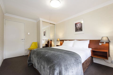 Subiaco Village 20 - Accommodation Brunswick Heads 12