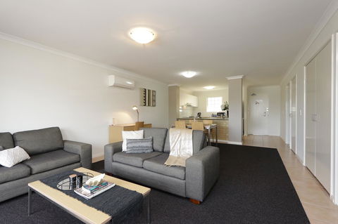 Hillarys Marina Apartment - Accommodation Brunswick Heads 3