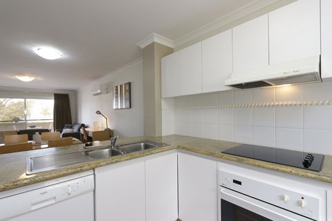 Hillarys Marina Apartment - Accommodation Brunswick Heads 13