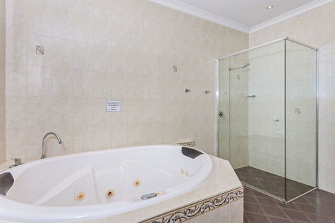 Quality Hotel Bayswater - Accommodation Brunswick Heads 20