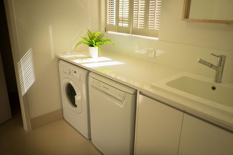 Cottesloe Artist's Beach Retreat - Accommodation Brunswick Heads 33