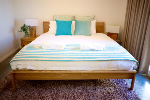 Cottesloe Artist's Beach Retreat - Accommodation Brunswick Heads 9
