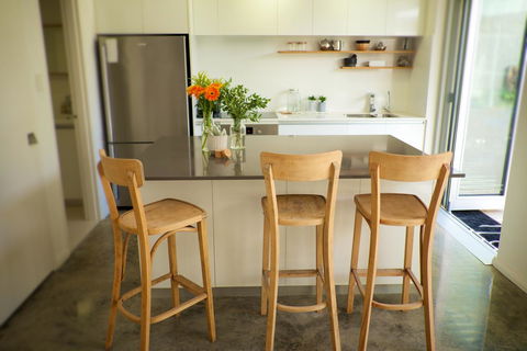 Cottesloe Artist's Beach Retreat - Accommodation Brunswick Heads 30