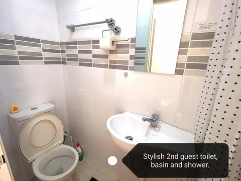 Cosy Easy Access Home Near Perth CBD And Fremantle - Accommodation Brunswick Heads 3
