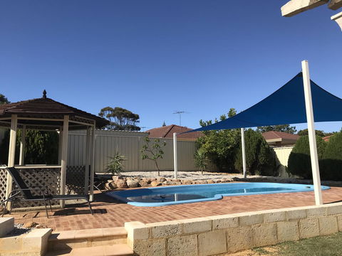 Blue Lake Family Retreat - Accommodation Brunswick Heads 3