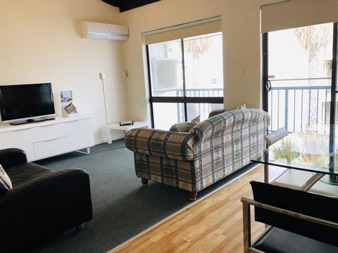 Seashore Memories - Sleeps 3 - Accommodation Brunswick Heads 3