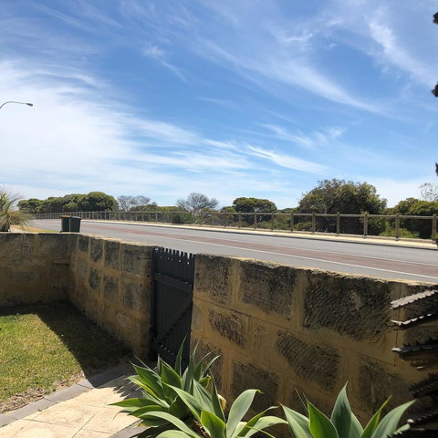 Mullaloo Beachfront Retreat - Accommodation Brunswick Heads 10