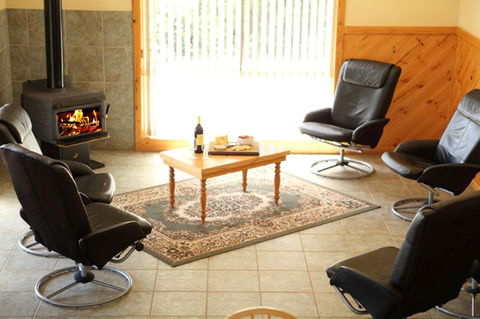 Riverside Retreat Chalets, Walpole - Accommodation Brunswick Heads 9