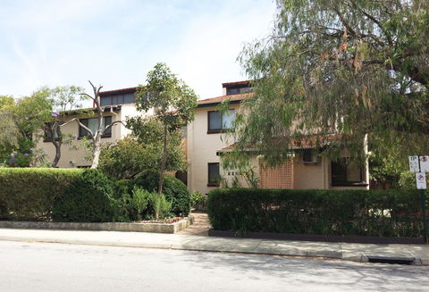 Kenata-Fairway Apartment Hotel - Accommodation Brunswick Heads 0