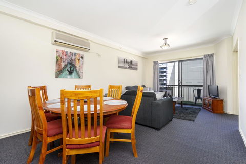 Oversized Eastend Sleeps 6 Free PARKING+POOL WIFI - Accommodation Brunswick Heads 5