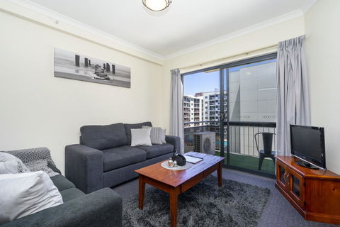 Oversized Eastend Sleeps 6 Free PARKING+POOL WIFI - Accommodation Brunswick Heads 6