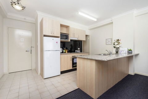 Oversized Eastend Sleeps 6 Free PARKING+POOL WIFI - Accommodation Brunswick Heads 10