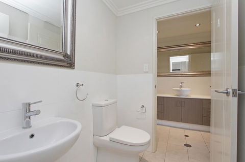 Zappeion Apartments - Accommodation Brunswick Heads 28