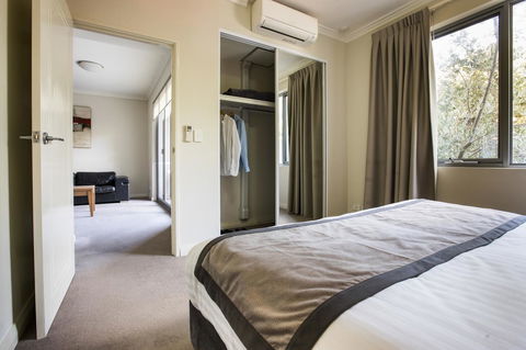 Zappeion Apartments - Accommodation Brunswick Heads 1