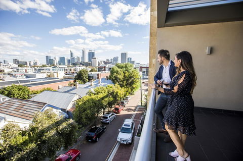 Zappeion Apartments - Accommodation Brunswick Heads 0
