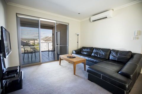 Zappeion Apartments - Accommodation Brunswick Heads 20