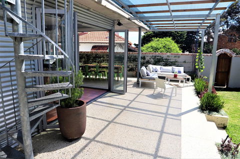 Fremantle Heritage Home For You To Enjoy! - Accommodation Brunswick Heads 10