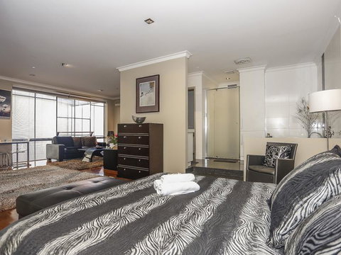 New York On King - Accommodation Brunswick Heads 8