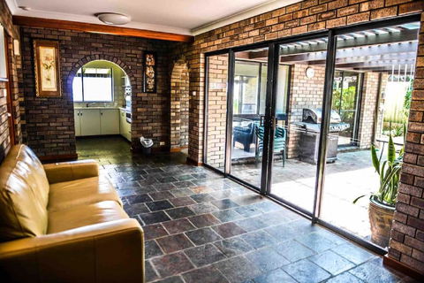 Geraldton Holliday Villas - Accommodation Brunswick Heads 11