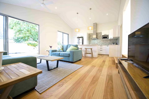 Sunny Blinco Street House - Accommodation Brunswick Heads 1