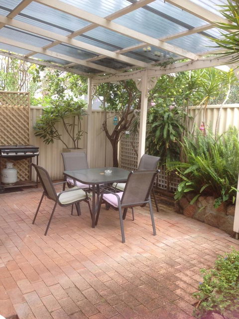 Leederville Townhouse - Accommodation Brunswick Heads 6