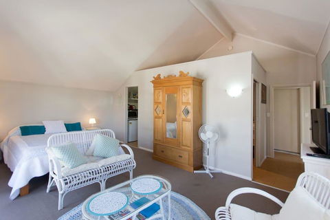 Fremantle Local Beach Studio - Accommodation Brunswick Heads 13